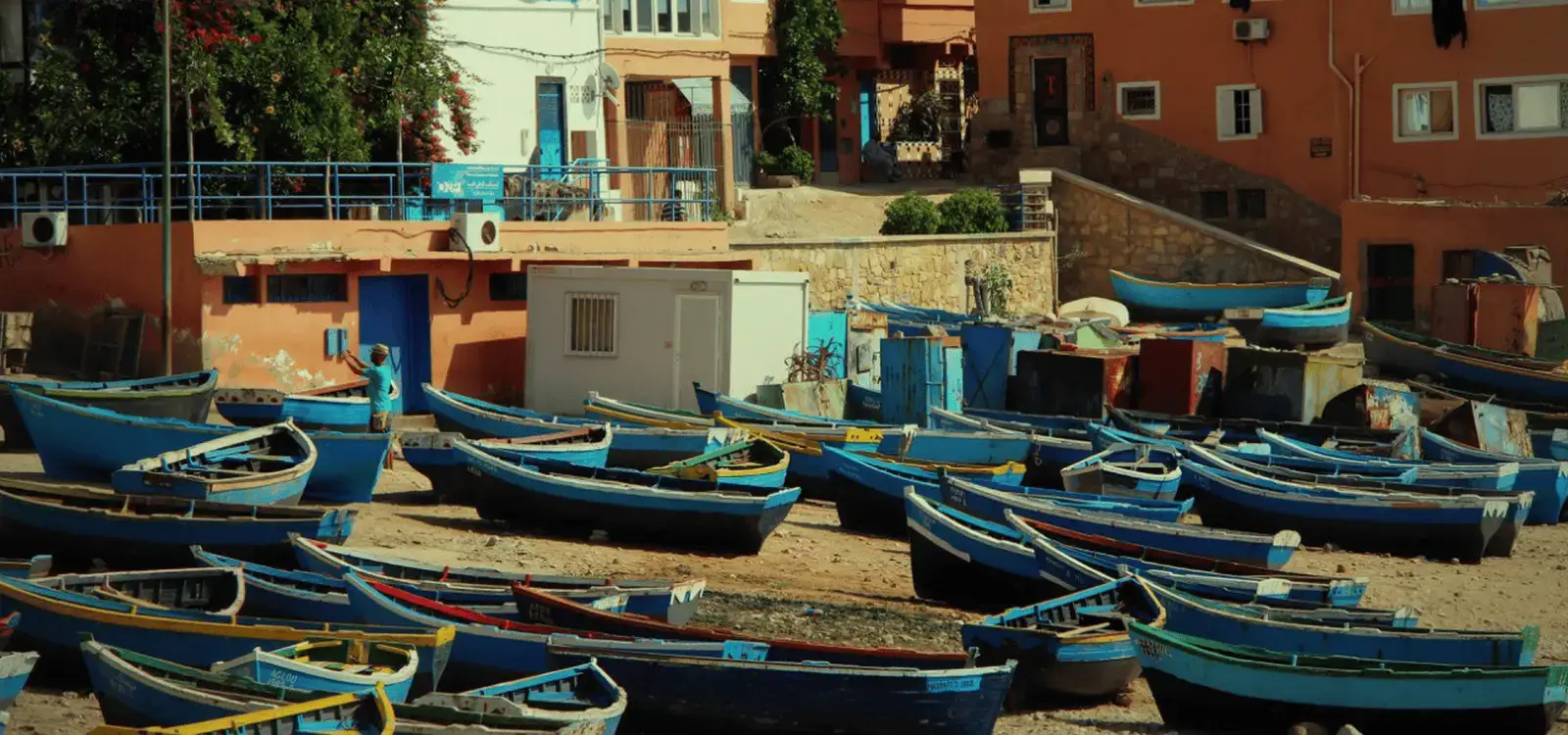 Surf Taghazout : Le Guide Complet pour Surfer au Maroc